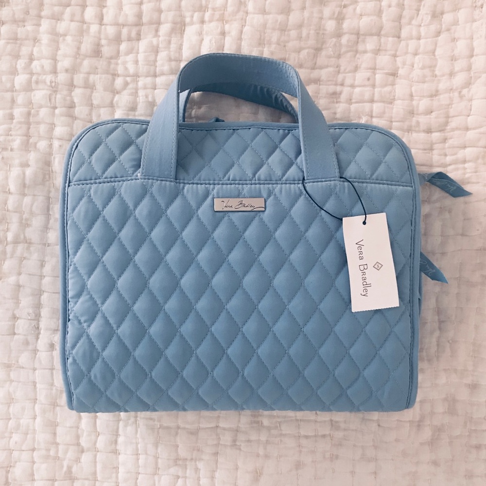 Quilted Hanging Organizer Toiletry Bag